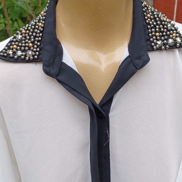 Sheer top - Picture 3 of 10